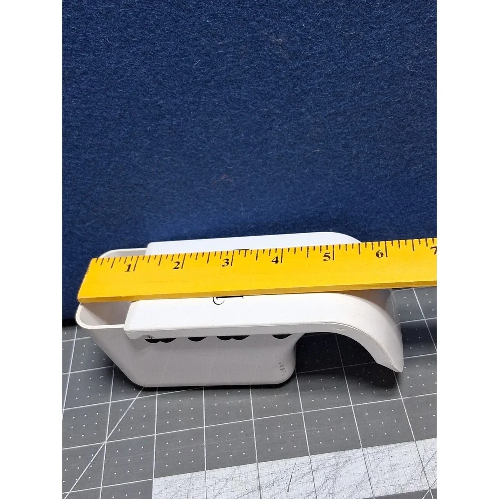 Pampered Chef Adjustable Measuring Cup White 1 Cup 250 ml Plastic Kitchen Tool
